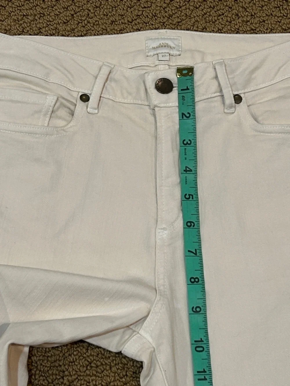 Ann Mashburn Flare Cropped 5-Pocket Jeans in Natural Stretch Denim size 27